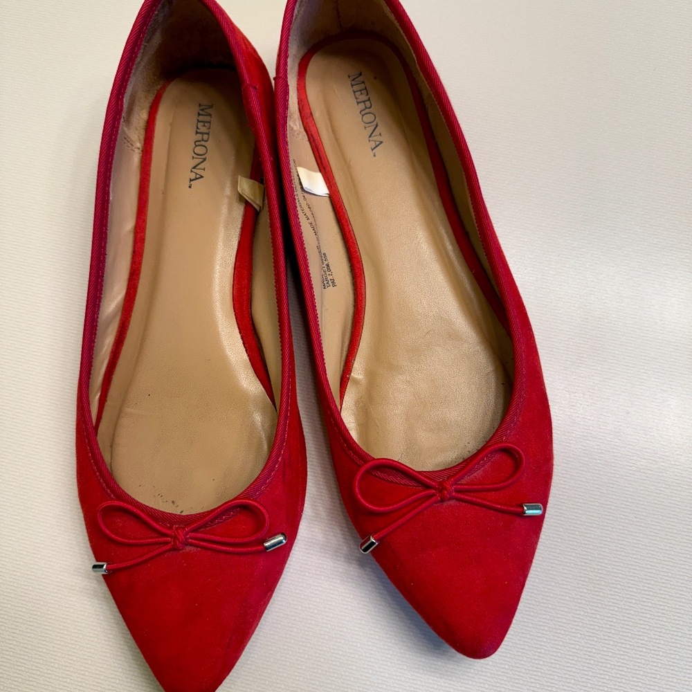 Merona red pointed flats size 7.5